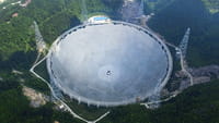 Größtes Radioteleskop der Welt fast fertig