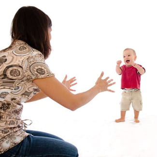 Die Entwicklung Des Babys Geburt Bis Erstes Lebensjahr Ccm